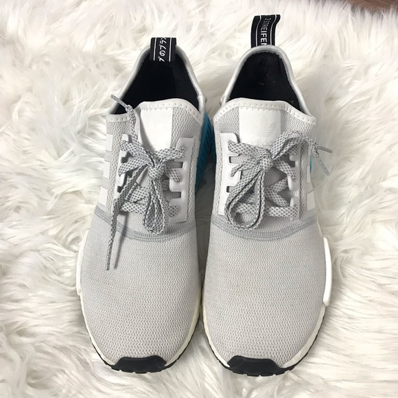 Adidas NMD XR1 Cyan size 9 with Box - Picture 1 of 7